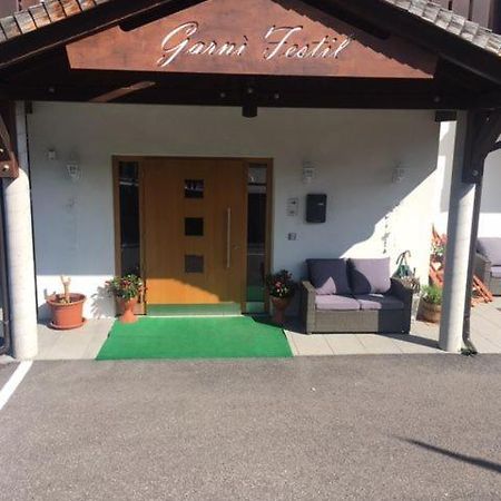 坎皮泰洛迪法萨 Garni Festil酒店 外观 照片