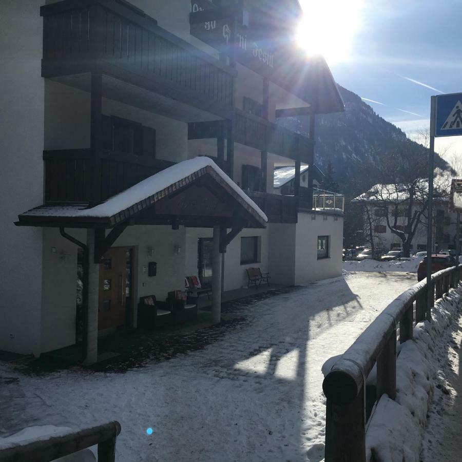 坎皮泰洛迪法萨 Garni Festil酒店 外观 照片