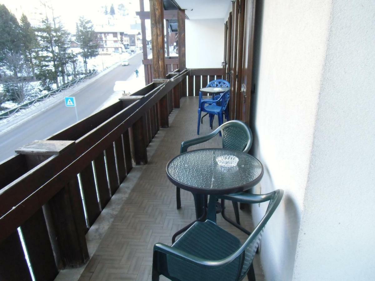 坎皮泰洛迪法萨 Garni Festil酒店 外观 照片